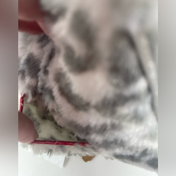 AMERICAN GIRL: Wish Pillow, Gray/White Animal Print Star. With tags, 2015 - Picture 4 of 9